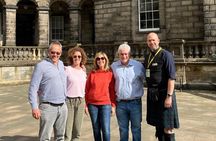 Private Old Edinburgh Tour - Walk in the footsteps of Royals and Rogues!