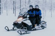 Ice Karting and Snowmobiling in Levi