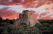 Private Tour Uxmal Land Rover Vintage Adventure with Mayan Brunch