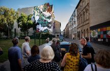 Budapest Urban Art - Private Street Art Tour with a Drink in a Ruin Bar
