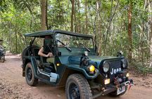 Angkor Wat Sunrise and Market Tour by Jeep 