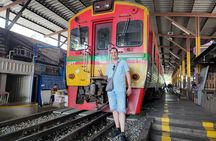 Private Floating Market and Maeklong Railway Market Day Tour