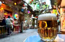Budapest Urban Art - Street Art Tour with a Drink in a Ruin Bar