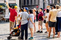 Brussels: Historical Walking Tour with Chocolate & Waffle Tasting