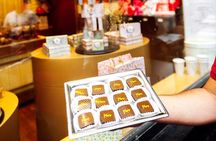 Brussels: Historical Walking Tour with Chocolate & Waffle Tasting