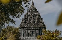 Yogyakarta Private Day Tour: Borobudur & Prambanan Temple