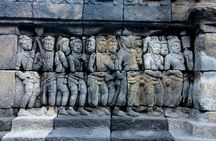 Yogyakarta Private Day Tour: Borobudur & Prambanan Temple