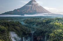 From Yogyakarta: Borobudur &Prambanan-Bromo-Waterfall-Ijen 6 Days