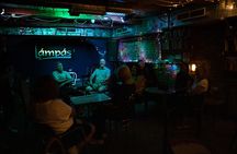 Budapest Ruin Bars: Evening Walking Tour with Drinks & Snacks