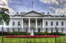 Peaceful Family Walking Tour in Washington