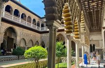 Private Tour Alcazar Seville Cathedral and Giralda Tower Climb