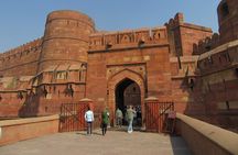 From Jaipur: Day Trip to Taj Mahal, Agra Fort, and Chand Baori