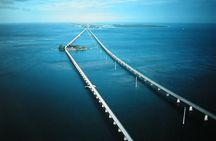 Full day tour of The Florida Keys - Key Largo Islamorada Key West