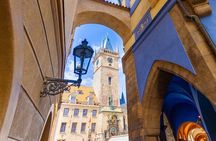 One Prague Tour: Old Town Road with local Food & Beer ️