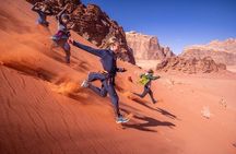 Private 2Day Jeep Tour with Overnight in Bedouin Camp in Wadi Rum