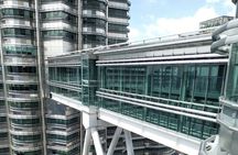 Petronas Twin Tower Skybridge View & Dining Experience Tour with Local Host