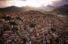 Private Tour to Comuna 13 & Exotic Fruit Market in Medellin!