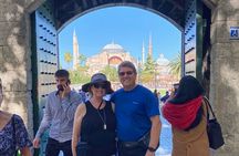Small Group Tour: Hagia Sophia, Basilica Cistern, Blue Mosque and Grand Bazaar