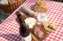 Monferrato (Asti): Wine Tour with light lunch picnic in the vineyards
