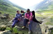 Full-day Trekking Tour to Mohanmarg Meadow
