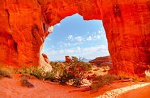 Arches National Park Hike Challenge: Tackle Devils Garden 7m Loop