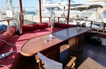 Private Cruise with Galatea(Paros,Antiparos,Despotiko,Bluelagoon)