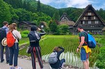 Shirakawago Day Trip: Government Licensed Guide & Vehicle from Takayama
