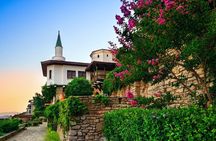 Lovey-Dovey Romantic Walking Tour in Balchik
