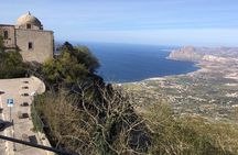 Erice walking-tour, the ancient village and local products (all incl)