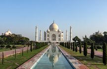 Taj Mahal and Agra Fort Private Tour by Car from Delhi