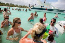 Half Day Party Boat and Snorkeling in Punta Cana