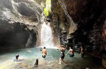 La Leona Waterfall Tour with Lunch From Tamarindo 