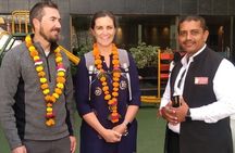 Agra : Live Tour Guide For Taj Mahal & Agra Fort
