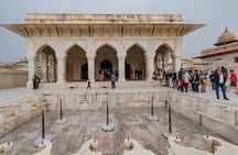 Jaipur to Agra Private Taj Mahal and Fort Tour