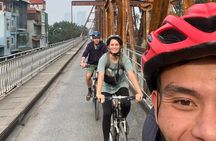 Hanoi City Bike Tour through Banana Island & Food Tasting