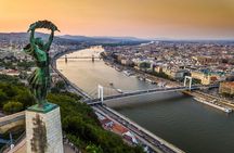 Welcome to Budapest 3 hrs Must See Private Tour by car
