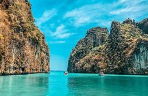Early Phi Phi Islands with Snorkeling & Buffet Lunch from Phuket 