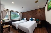 4-star Overnight Halong Bay Cruise from Hanoi and Return