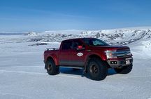 Golden Circle, Glacier & Northern Lights/Midnight sun / guided private tour