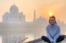 From Delhi: Sameday Taj Mahal Agra and Fatehpur Sikri Tour