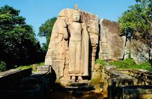 Private Day Tour Of Anuradhapura Ancient Kingdom and Avukana