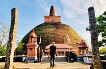 Private Day Tour Of Anuradhapura Ancient Kingdom and Avukana