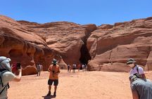 Upper Antelope Canyon Sightseeing Tour with Entry Ticket