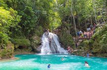 Ocho Rios: Amazing Blue Hole and Chill at Reggae Hill