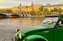 Private tour Paris Little-known places 2 hours in Citroën 2CV