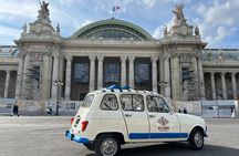 Private tour Paris Sightseeing 2 hours in Renault 4L electric 