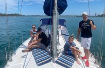 Gold Coast Afternoon Sailing Cruise with snacks & bubbles