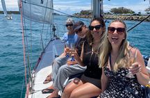 Gold Coast Afternoon Sailing Cruise with snacks & bubbles
