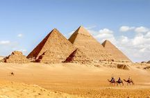 Private Tour to Giza Pyramids and Sphinx
