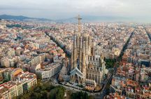 Barcelona: Sagrada Familia Guided Tour with Fast Track Access